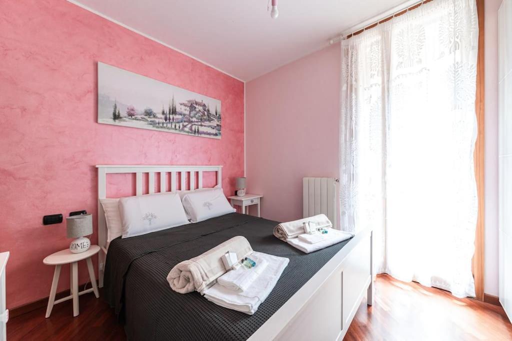 Appartamento Caterina A 5 Minuti Da Milano Fiere E San Siro Con Wifi-Netflix-Free Parking Extérieur photo